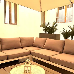 Indipendenza Luxury Lejlighed